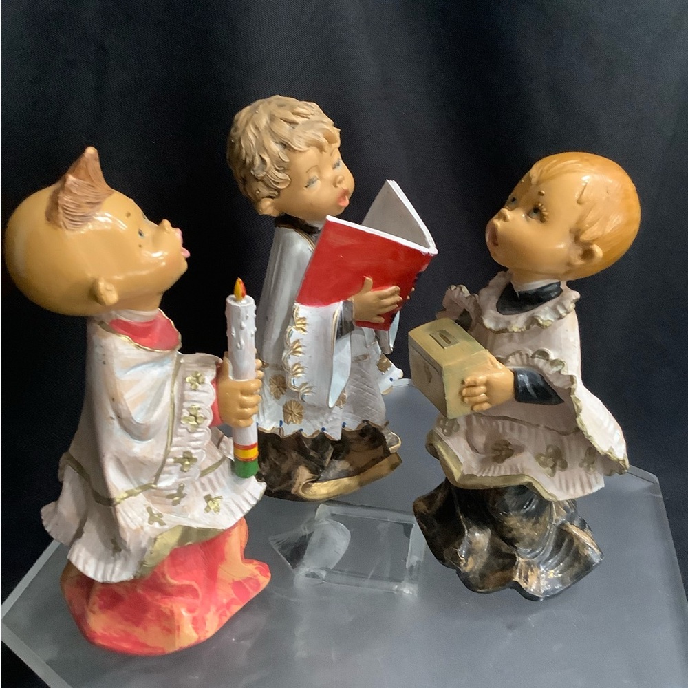 Fontanini Italian Vintage Ceramic Choir Boy Figurines 7” 3 pc Christmas Decor